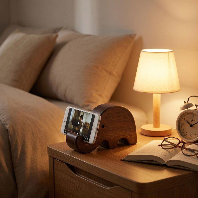 シンプルでクリエイティブな無垢材ブラックウォールナット製電話 - Display Stand Wood のレビューと価格